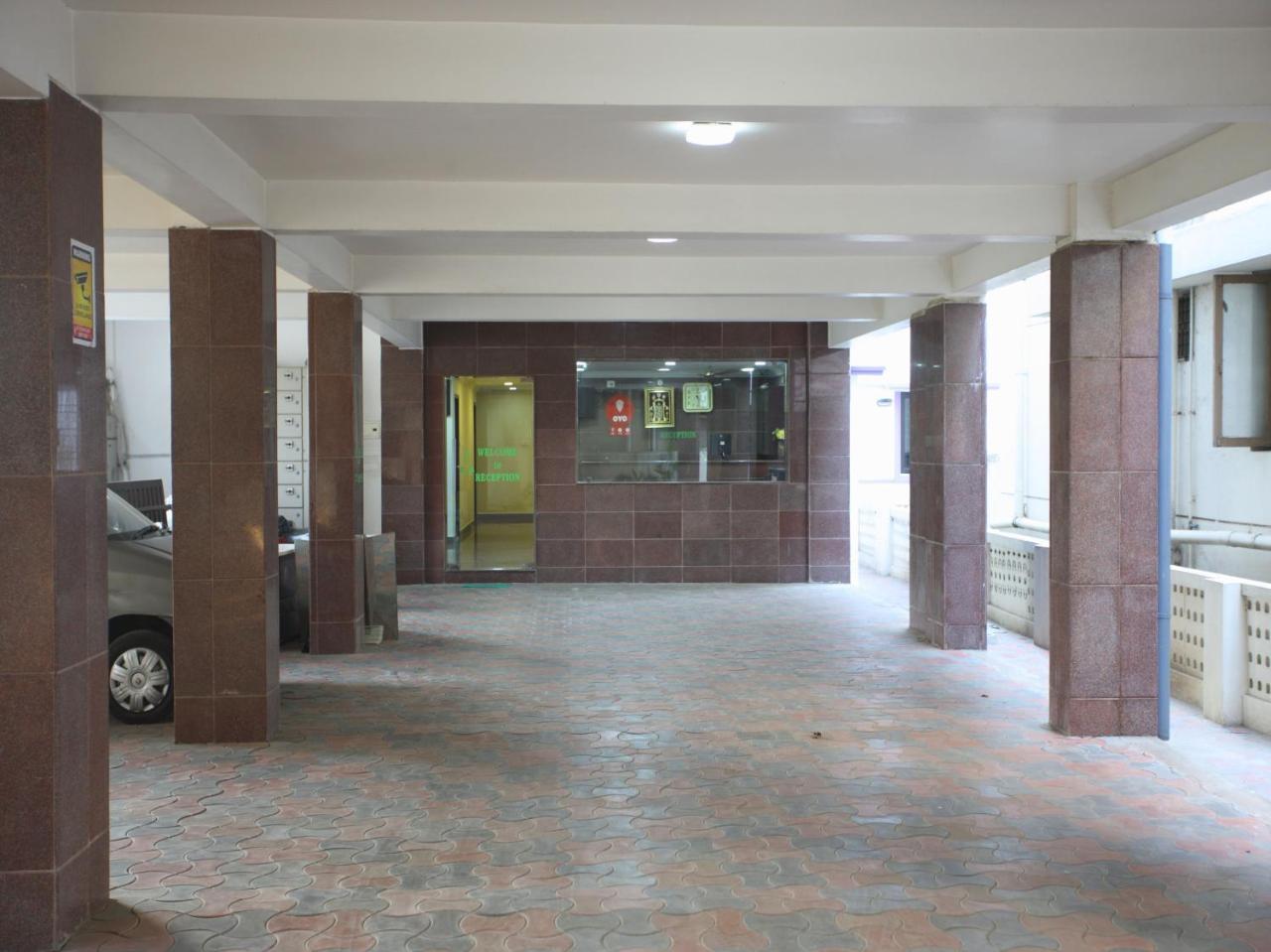 Oyo 10465 Koyambedu Chennai Hotell Eksteriør bilde
