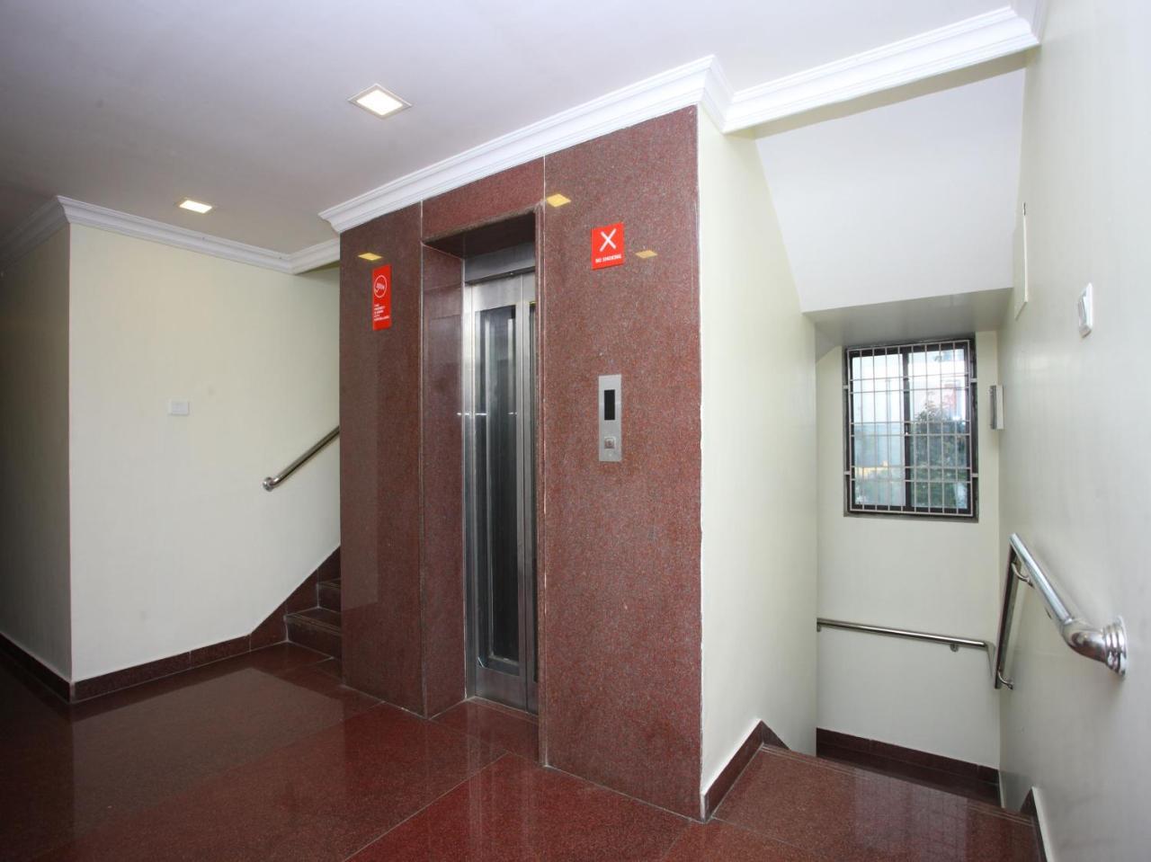 Oyo 10465 Koyambedu Chennai Hotell Eksteriør bilde